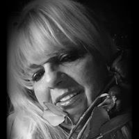 Shannon Morse Photo 27