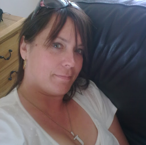 Joanne Harrison Photo 3