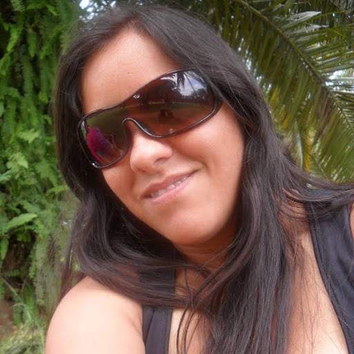Paula Lemos Photo 26