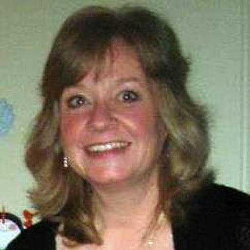 Donna Hunter Photo 32