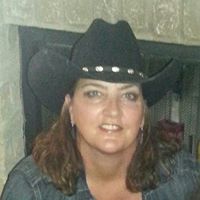 Renee Lewis Photo 20