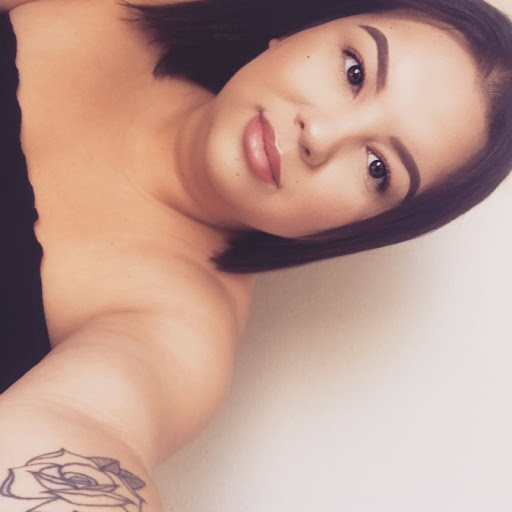 Elizabeth Maldonado Photo 41