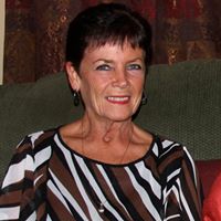 Geraldine Thomas Photo 9