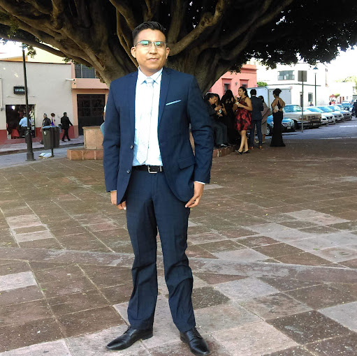 Oscar Mendez Photo 29