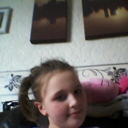 Danielle Stevenson Photo 18