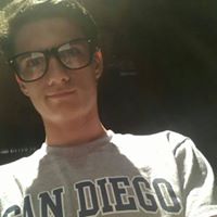 Taylor Payne Photo 31