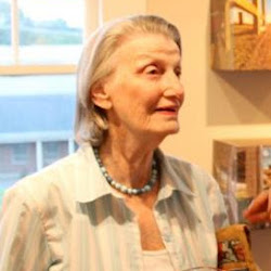 Alice Wallace Photo 13