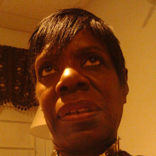 Beverly Butler Photo 16