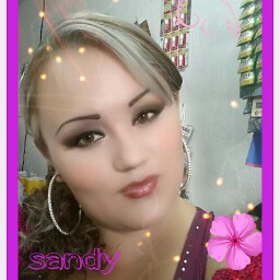 Sandy Gonzalez Photo 42