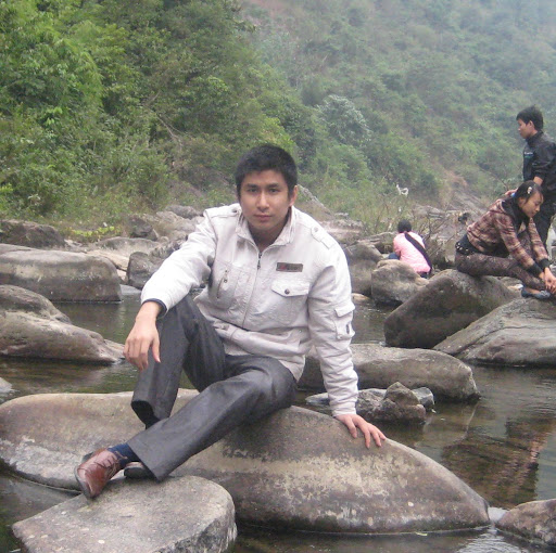 Huan Nguyen Photo 19