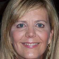 Lisa Wells Photo 29