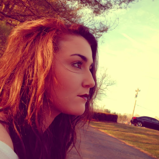 Elizabeth Brogan Photo 9