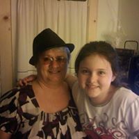 Geraldine Walker Photo 23