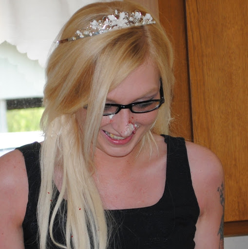 Stephanie Riddle Photo 35