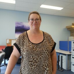 Debbie Cavanagh Photo 7
