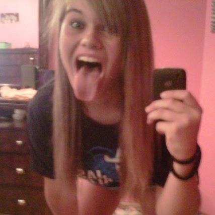 Cassie Short Photo 36