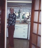 Tom Cage Photo 12