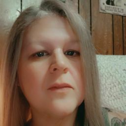 Shelly Marshall Photo 38