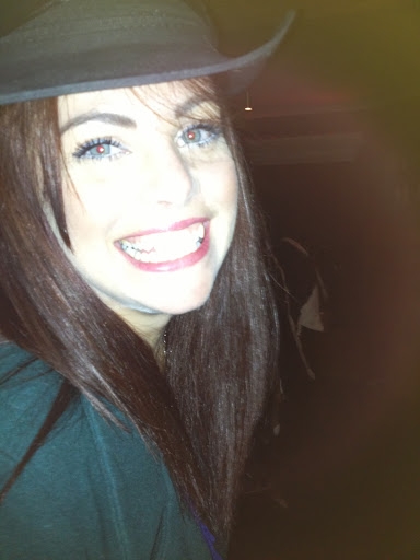 Libby Clements Photo 22
