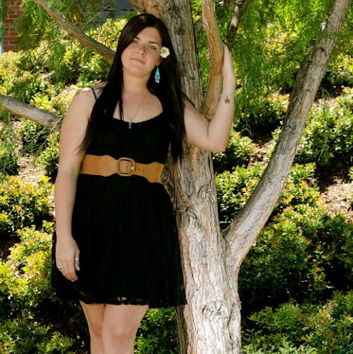 Lisa Dolan Photo 33