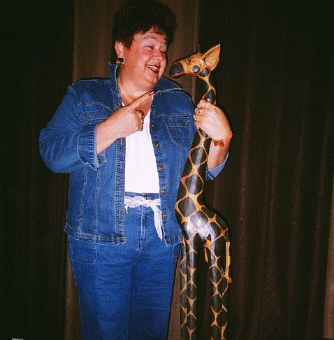Lisa Harding Photo 33