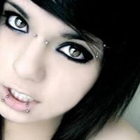 Avery Roberts Photo 11