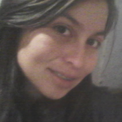 Elizabeth Daza Photo 13