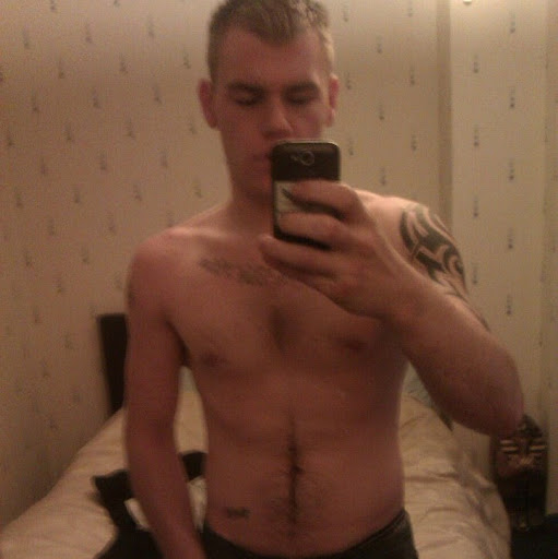 Phillip Chapman Photo 33