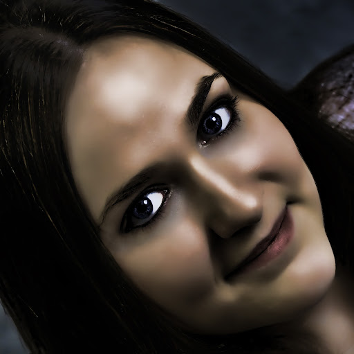 Victoria Russell Photo 12