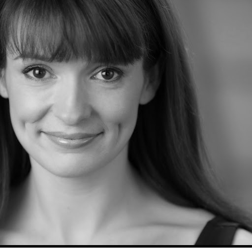 Suzanne Mason Photo 35