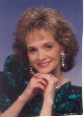 Vickie Hayes Photo 21