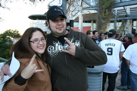 Julie Dominguez Photo 41