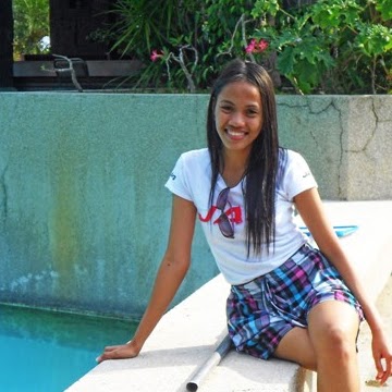 Anne Gabriel Photo 10