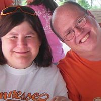 Michele Holden Photo 32