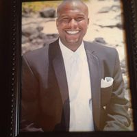 Christopher Colon Photo 26