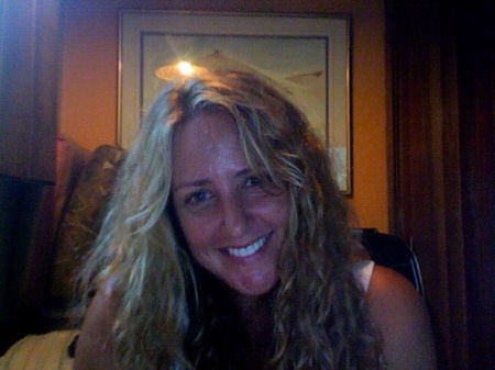 Cassandra Hughes Photo 29