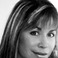 Glenda Garrett Photo 18