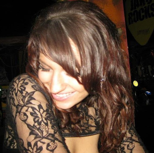 Amy Newell Photo 32