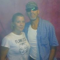 Shannon Daniels Photo 26