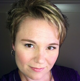 Erin Chambers Photo 33