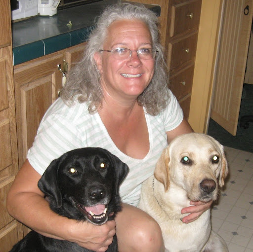 Theresa Tuttle Photo 26