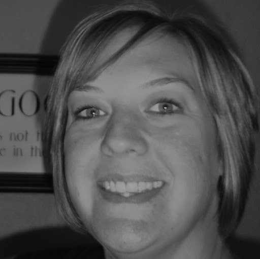 Teri Smith Photo 28