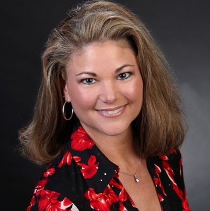 Michele Knight Photo 26