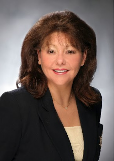 Toni Smith Photo 15