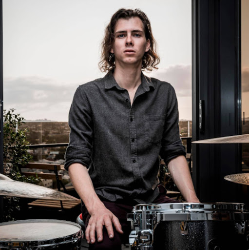 Trevor Gee Photo 28