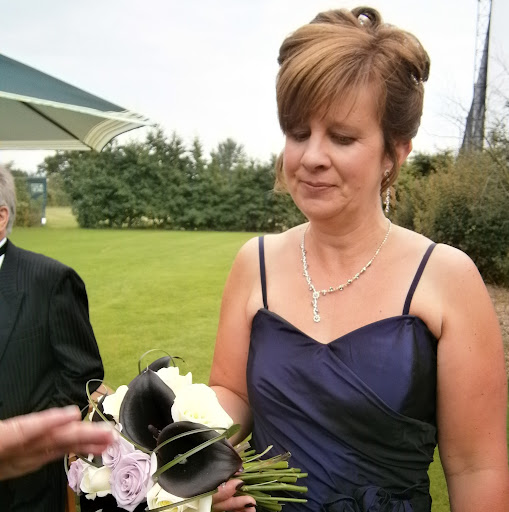Angela Cooke Photo 17