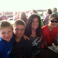 Lori Calhoun Photo 37