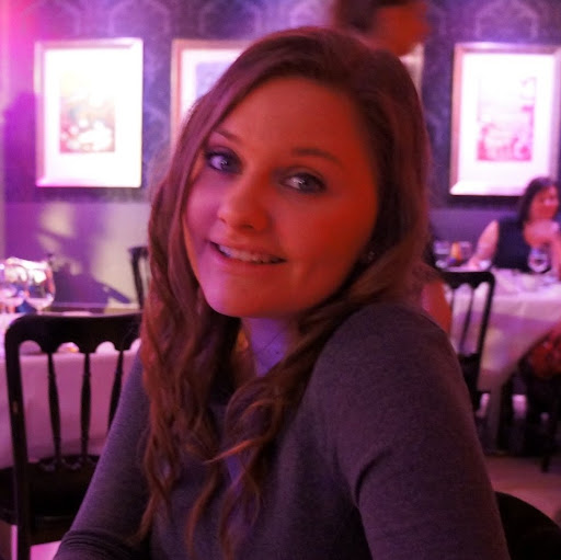 Katie Stanford Photo 28