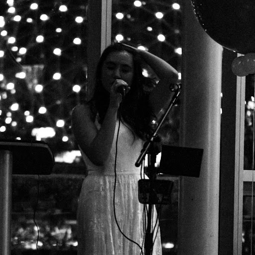 Veronica Ford Photo 31
