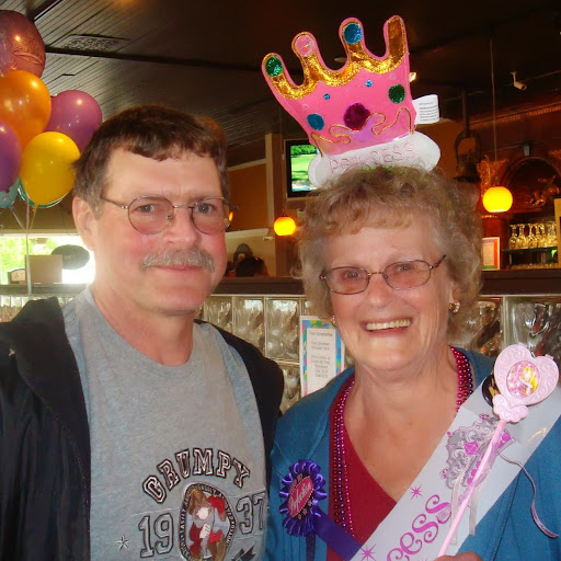 Evelyn Thompson Photo 10
